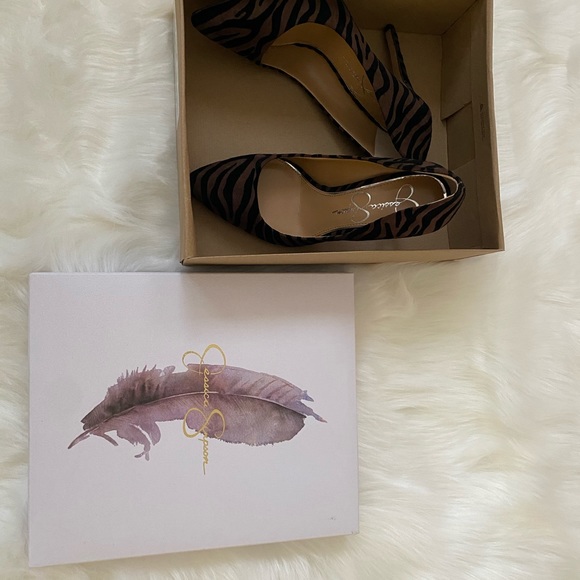Jessica Simpson Praylee Pumps - Picture 5 of 8